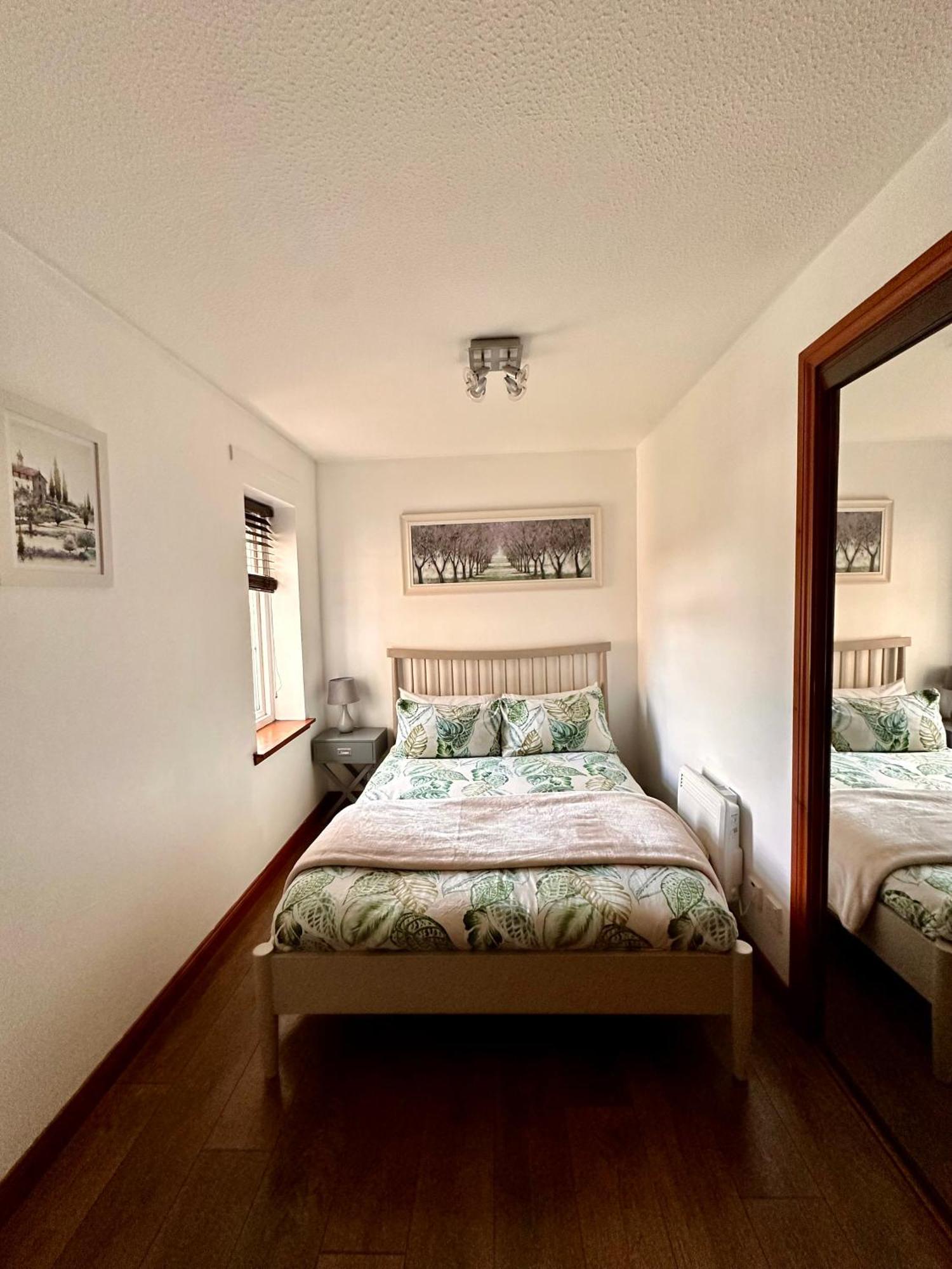 Apartment With Parking, Close To The Raigmore Hospital 인버네스 외부 사진